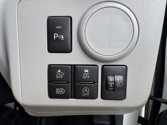 ピクシスエポック X SAIII クリアランスソナー 衝突被害軽減システム オートマチックハイビーム LEDヘッドランプ キーレスエントリー アイドリングストップ 電動格納ミラー CVT 盗難防止システム ABS ESC CD(16枚目)