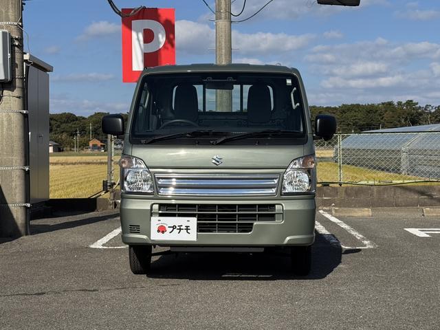 キャリイトラック ＫＣ　４ＷＤ　軽トラック　ＡＴ　衝突被害軽減システム　クリアランスソナー　レーンアシスト　アイドリングストップ　ＥＳＣ　エアコン　パワーウィンドウ　運転席エアバッグ　助手席エアバッグ（3枚目）