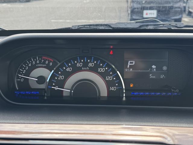 ワゴンＲカスタムＺ ハイブリッドＺＸ　クリアランスソナー　オートクルーズコントロール　レーンアシスト　衝突被害軽減システム　オートライト　ＬＥＤヘッドランプ　スマートキー　アイドリングストップ　電動格納ミラー　シートヒーター　ベンチシート（12枚目）