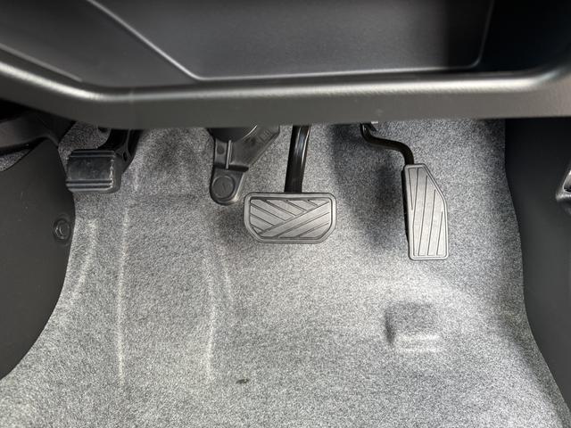 ワゴンＲカスタムＺ ハイブリッドＺＸ　クリアランスソナー　オートクルーズコントロール　レーンアシスト　衝突被害軽減システム　オートライト　ＬＥＤヘッドランプ　スマートキー　アイドリングストップ　電動格納ミラー　シートヒーター　ベンチシート（19枚目）