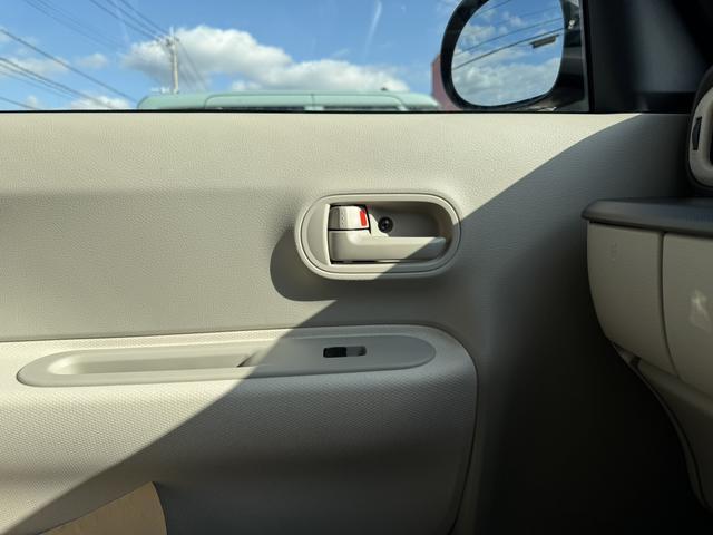 アルトラパン ハイブリッドＬ　クリアランスソナー　レーンアシスト　衝突被害軽減システム　オートライト　ＬＥＤヘッドランプ　スマートキー　アイドリングストップ　電動格納ミラー　シートヒーター　ベンチシート　ＣＶＴ　盗難防止システム（19枚目）