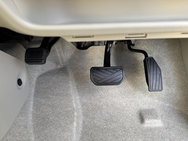 アルトラパン ハイブリッドＬ　クリアランスソナー　レーンアシスト　衝突被害軽減システム　オートライト　ＬＥＤヘッドランプ　スマートキー　アイドリングストップ　電動格納ミラー　シートヒーター　ベンチシート　ＣＶＴ　盗難防止システム（24枚目）