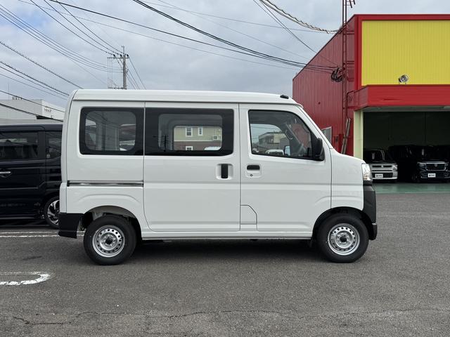 ハイゼットカーゴ スペシャル　ＣＶＴ　衝突被害軽減システム　クリアランスソナー　両側スライドドア　アイドリングストップ　ＡＢＳ　ＥＳＣ　エアコン　パワーステアリング　パワーウィンドウ　運転席エアバッグ　助手席エアバッグ（5枚目）