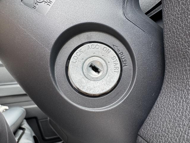 ハイゼットカーゴ スペシャル　ＣＶＴ　衝突被害軽減システム　クリアランスソナー　両側スライドドア　アイドリングストップ　ＡＢＳ　ＥＳＣ　エアコン　パワーステアリング　パワーウィンドウ　運転席エアバッグ　助手席エアバッグ（15枚目）