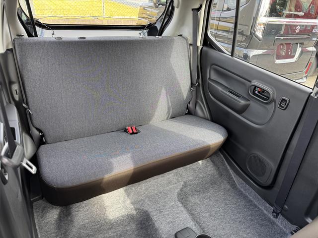 アルト Ｌ　クリアランスソナー　レーンアシスト　衝突被害軽減システム　オートライト　アイドリングストップ　電動格納ミラー　シートヒーター　ＣＶＴ　盗難防止システム　ＡＢＳ　ＥＳＣ　衝突安全ボディ　エアコン（18枚目）