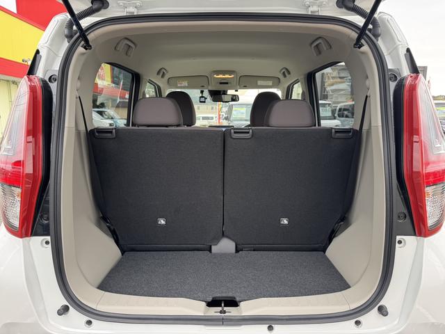 デイズ Ｘ　ドライブレコーダー　バックカメラ　ナビ　クリアランスソナー　衝突被害軽減システム　スマートキー　アイドリングストップ　電動格納ミラー　ベンチシート　ＣＶＴ　盗難防止システム　ＡＢＳ　ＥＳＣ（8枚目）