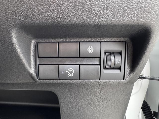 デイズ Ｘ　ドライブレコーダー　バックカメラ　ナビ　クリアランスソナー　衝突被害軽減システム　スマートキー　アイドリングストップ　電動格納ミラー　ベンチシート　ＣＶＴ　盗難防止システム　ＡＢＳ　ＥＳＣ（14枚目）