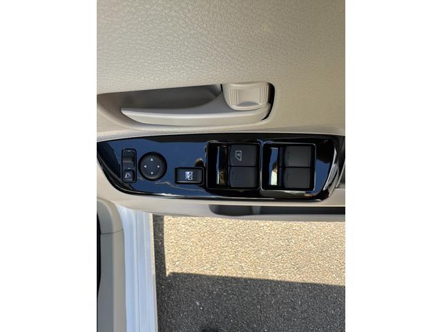 ルークス Ｘ　ドライブレコーダー　全周囲カメラ　両側スライド・片側電動　ナビ　クリアランスソナー　衝突被害軽減システム　オートライト　ＬＥＤヘッドランプ　スマートキー　アイドリングストップ　電動格納ミラー（18枚目）