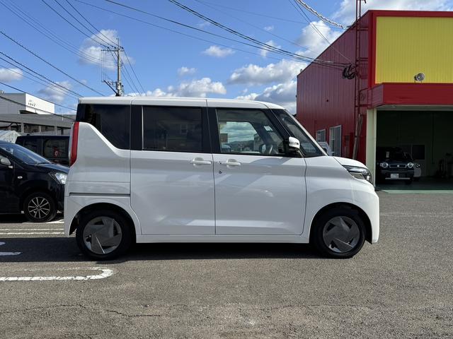 ルークス Ｘ　ドライブレコーダー　全周囲カメラ　両側スライド・片側電動　ナビ　クリアランスソナー　衝突被害軽減システム　ＬＥＤヘッドランプ　スマートキー　アイドリングストップ　電動格納ミラー　ベンチシート　ＣＶＴ（4枚目）