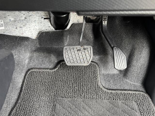 タント カスタムＸ　ドライブレコーダー　両側電動スライドドア　ナビ　クリアランスソナー　衝突被害軽減システム　オートライト　ＬＥＤヘッドランプ　スマートキー　アイドリングストップ　電動格納ミラー　シートヒーター（22枚目）