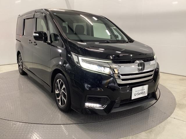 ステップワゴンスパーダ スパーダホンダセンシング　メモリーナビ　ＥＴＣ　リアカメラ　盗難防止　助手席エアバッグ　Ｗパワスラ　地デジ　ＬＥＤライト　横滑り防止システム　オートエアコン　ＵＳＢ　ナビ＆ＴＶ　三列シート　アイドリングＳ　スマ鍵　キーレス（7枚目）