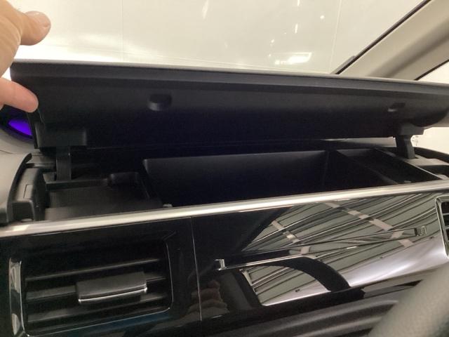 ステップワゴンスパーダ スパーダホンダセンシング　メモリーナビ　ＥＴＣ　リアカメラ　盗難防止　助手席エアバッグ　Ｗパワスラ　地デジ　ＬＥＤライト　横滑り防止システム　オートエアコン　ＵＳＢ　ナビ＆ＴＶ　三列シート　アイドリングＳ　スマ鍵　キーレス（36枚目）