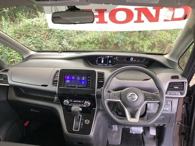 セレナ ＸＶ　メモリーナビ　両側電動スライドドア　地デジ　３列シート　ＵＳＢ　オートクルーズ　ＤＶＤ再生機能　ＥＴＣ車載器　ウォークスルー　インテリキー　バックカメラ　記録簿　ドラレコ　パワーウインドウ　ナビＴＶ（2枚目）