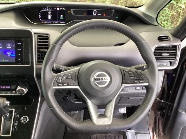 セレナ ＸＶ　メモリーナビ　両側電動スライドドア　地デジ　３列シート　ＵＳＢ　オートクルーズ　ＤＶＤ再生機能　ＥＴＣ車載器　ウォークスルー　インテリキー　バックカメラ　記録簿　ドラレコ　パワーウインドウ　ナビＴＶ（14枚目）