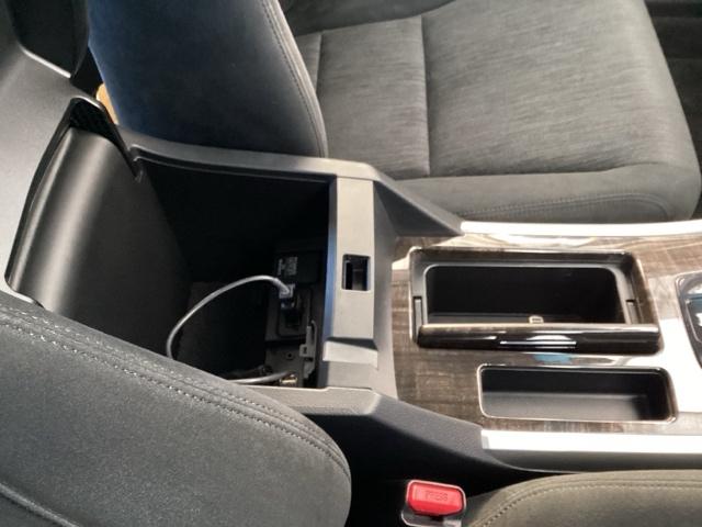 アコードハイブリッド EX HDDナビ ドラレコ ETC リヤカメラ 盗難防止装置 パワーウィンドウ 地デジ LED DVD再生 オートエアコン ナビTV パワーステアリング キーフリー アイドリングストップ ABS エアバック(19枚目)