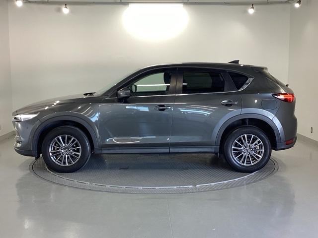 ＣＸ－５ ２０Ｓスマートエディション　純正メモリーナビ　全周囲カメラ　ＥＴＣ　ブレーキサポート　３６０度ビューモニター　ＬＥＤ　地デジ　ＵＳＢポート　サイドエアバック　横滑り防止装置　クルーズコントロール　アイドリング　盗難防止装置（26枚目）