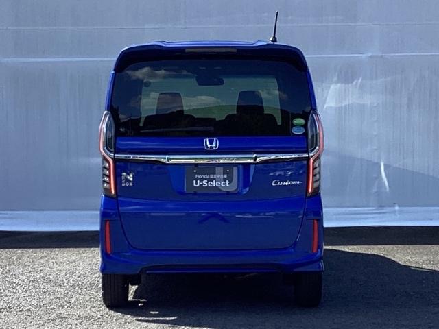 Ｎ－ＢＯＸカスタム Ｇ・Ｌホンダセンシング　メモリーナビ　ドラレコ　ＥＴＣ　禁煙　エアコン　衝突被害軽減装置　シ－トヒ－タ－　ＶＳＡ　パワーウィンドウ　エアバック　Ｗ電動スライド　ベンチシート　４ＷＤ車　キーフリー　地デジ　サイドエアバック（10枚目）
