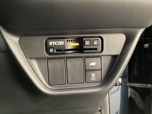 ZR-V Z 後退出庫サポートレス メモリーナビ ETC Dレコ 盗難防止システム インテリキー カーテンエアバック 地デジ VSA Bカメラ クルコン USB エアコン ターボ 本革シ-ト LEDヘッドライト(11枚目)