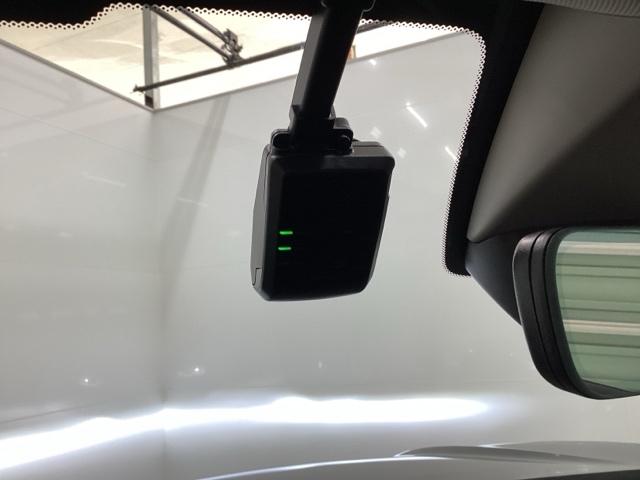 ZR-V Z 後退出庫サポートレス メモリーナビ ETC Dレコ 盗難防止システム インテリキー カーテンエアバック 地デジ VSA Bカメラ クルコン USB エアコン ターボ 本革シ-ト LEDヘッドライト(12枚目)