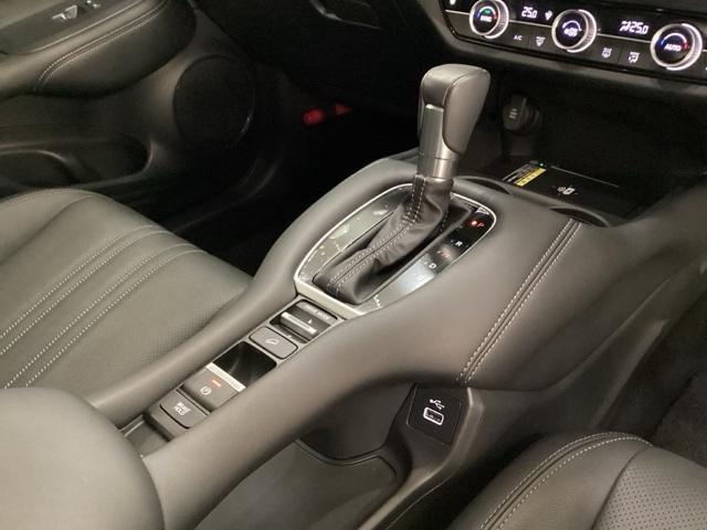 ZR-V Z 後退出庫サポートレス メモリーナビ ETC Dレコ 盗難防止システム インテリキー カーテンエアバック 地デジ VSA Bカメラ クルコン USB エアコン ターボ 本革シ-ト LEDヘッドライト(15枚目)