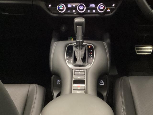 ZR-V Z 後退出庫サポートレス メモリーナビ ETC Dレコ 盗難防止システム インテリキー カーテンエアバック 地デジ VSA Bカメラ クルコン USB エアコン ターボ 本革シ-ト LEDヘッドライト(27枚目)