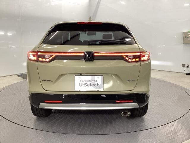 ヴェゼル ｅ：ＨＥＶＺ　メモリーナビ　ドラレコ　ＥＴＣ　衝突回避支援ブレーキ機能　スマキ　Ｐトランク　フルオートエアコン　Ｄレコ　エアバッグ　両席エアバック　Ｒカメ　パワーウィンドウ　ＬＥＤランプ　ソナー　クルーズＣ　ＵＳＢ（9枚目）