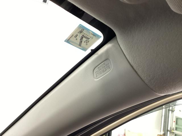 ヴェゼル ｅ：ＨＥＶＺ　メモリーナビ　ドラレコ　ＥＴＣ　衝突回避支援ブレーキ機能　スマキ　Ｐトランク　フルオートエアコン　Ｄレコ　エアバッグ　両席エアバック　Ｒカメ　パワーウィンドウ　ＬＥＤランプ　ソナー　クルーズＣ　ＵＳＢ（40枚目）