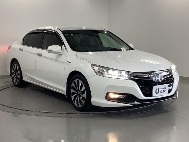 アコードハイブリッド EX HDDナビ 電動シート ETC リヤカメラ 衝突軽減システム 盗難防止装置 パワーウィンドウ ワンセグ オートエアコン ナビTV パワーステアリング キーフリー アイドリングストップ ABS 横滑防止(7枚目)