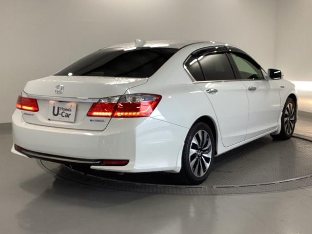 アコードハイブリッド EX HDDナビ 電動シート ETC リヤカメラ 衝突軽減システム 盗難防止装置 パワーウィンドウ ワンセグ オートエアコン ナビTV パワーステアリング キーフリー アイドリングストップ ABS 横滑防止(8枚目)