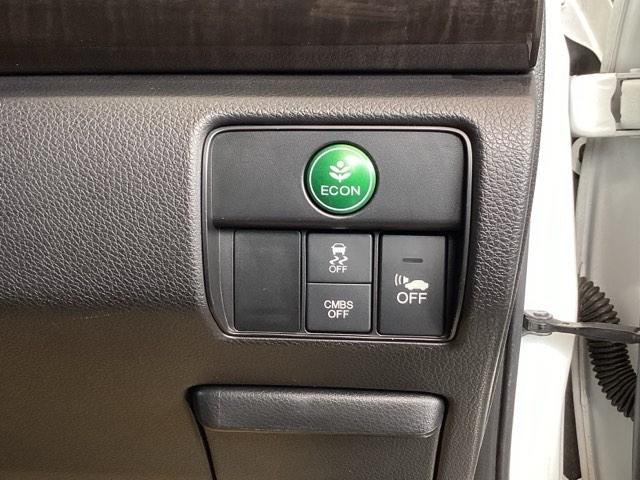 アコードハイブリッド EX HDDナビ 電動シート ETC リヤカメラ 衝突軽減システム 盗難防止装置 パワーウィンドウ ワンセグ オートエアコン ナビTV パワーステアリング キーフリー アイドリングストップ ABS 横滑防止(17枚目)