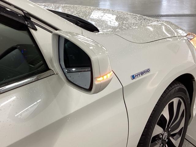 アコードハイブリッド EX HDDナビ 電動シート ETC リヤカメラ 衝突軽減システム 盗難防止装置 パワーウィンドウ ワンセグ オートエアコン ナビTV パワーステアリング キーフリー アイドリングストップ ABS 横滑防止(29枚目)