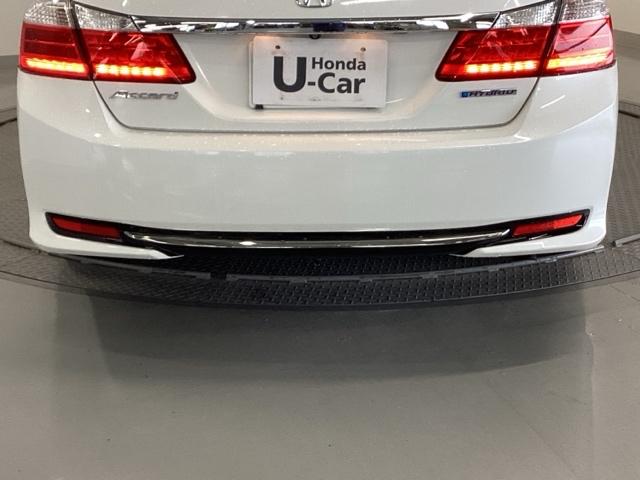 アコードハイブリッド EX HDDナビ 電動シート ETC リヤカメラ 衝突軽減システム 盗難防止装置 パワーウィンドウ ワンセグ オートエアコン ナビTV パワーステアリング キーフリー アイドリングストップ ABS 横滑防止(34枚目)