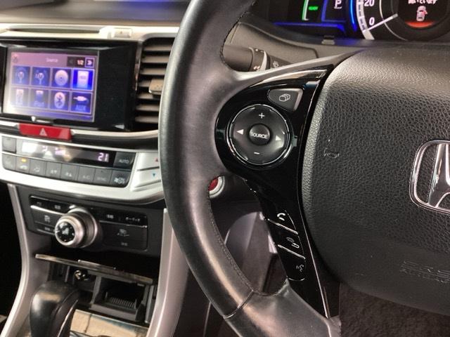 アコードハイブリッド EX HDDナビ 電動シート ETC リヤカメラ 衝突軽減システム 盗難防止装置 パワーウィンドウ ワンセグ オートエアコン ナビTV パワーステアリング キーフリー アイドリングストップ ABS 横滑防止(46枚目)