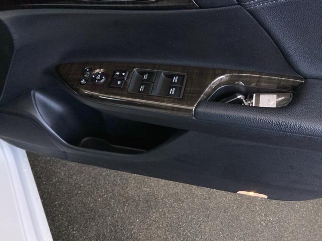 アコードハイブリッド EX HDDナビ 電動シート ETC リヤカメラ 衝突軽減システム 盗難防止装置 パワーウィンドウ ワンセグ オートエアコン ナビTV パワーステアリング キーフリー アイドリングストップ ABS 横滑防止(51枚目)