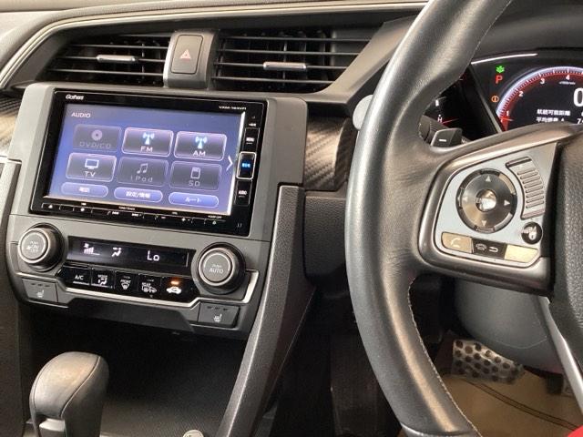 シビック ハッチバック ホンダセンシングレス 純正ナビ 盗難防止装置 Bモニター 横滑防止 シートヒーター付き LEDライト フルセグTV スマートキー AAC ナビ・TV ドラレコ サイドカーテンエアバック ETC ABS(2枚目)