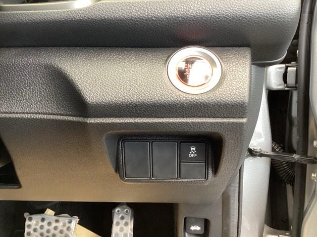 シビック ハッチバック ホンダセンシングレス 純正ナビ 盗難防止装置 Bモニター 横滑防止 シートヒーター付き LEDライト フルセグTV スマートキー AAC ナビ・TV ドラレコ サイドカーテンエアバック ETC ABS(14枚目)