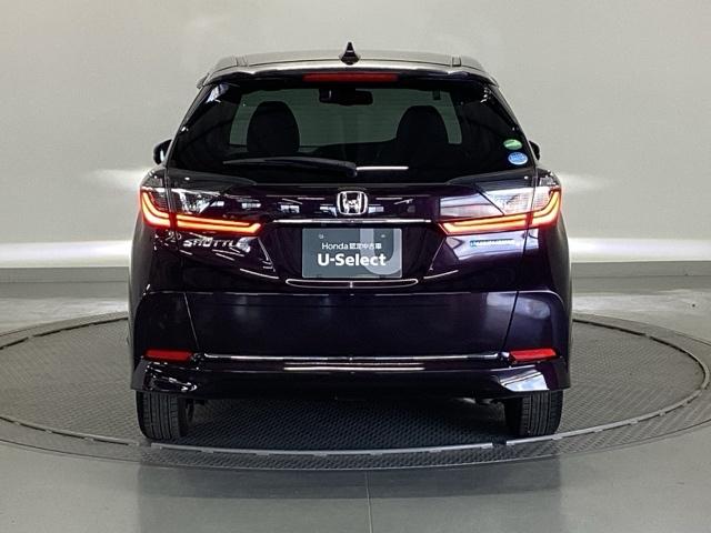 シャトル ハイブリッドXホンダセンシング 純正メモリーナビ リアカメラ ETC 衝突軽減装置 Rカメラ Fセグ LEDヘッド ECON AAC USB 盗難防止装置 記録簿 DVD再生 シートヒーター スマートキー エアバッグ 4WD ABS(9枚目)