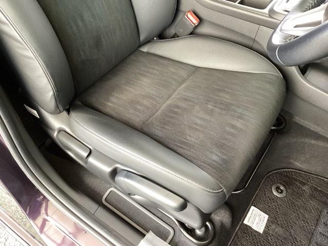 シャトル ハイブリッドXホンダセンシング 純正メモリーナビ リアカメラ ETC 衝突軽減装置 Rカメラ Fセグ LEDヘッド ECON AAC USB 盗難防止装置 記録簿 DVD再生 シートヒーター スマートキー エアバッグ 4WD ABS(55枚目)