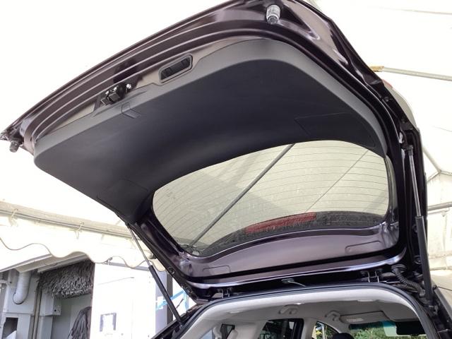 シャトル ハイブリッドXホンダセンシング 純正メモリーナビ リアカメラ ETC 衝突軽減装置 Rカメラ Fセグ LEDヘッド ECON AAC USB 盗難防止装置 記録簿 DVD再生 シートヒーター スマートキー エアバッグ 4WD ABS(66枚目)