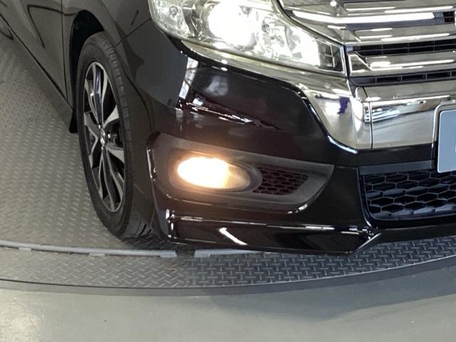 ステップワゴンスパーダ Ｚクールスピリット　純正メモリーナビ　リア席モニター　バックカメ　キーフリー　ナビＴＶ　横滑防止　記録簿付き　ＤＶＤ視聴可能　フルオートエアコン　パワーウインドウ　Ａクルーズ　三列シート　運転席エアバック　パワステ（25枚目）