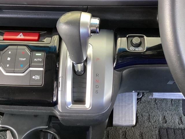 ステップワゴンスパーダ Ｚクールスピリット　純正メモリーナビ　リア席モニター　バックカメ　キーフリー　ナビＴＶ　横滑防止　記録簿付き　ＤＶＤ視聴可能　フルオートエアコン　パワーウインドウ　Ａクルーズ　三列シート　運転席エアバック　パワステ（41枚目）