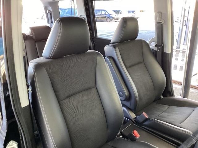 ステップワゴンスパーダ Ｚクールスピリット　純正メモリーナビ　リア席モニター　バックカメ　キーフリー　ナビＴＶ　横滑防止　記録簿付き　ＤＶＤ視聴可能　フルオートエアコン　パワーウインドウ　Ａクルーズ　三列シート　運転席エアバック　パワステ（57枚目）