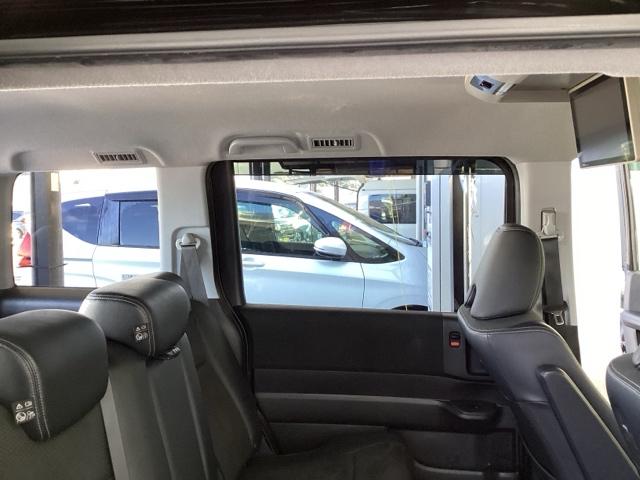 ステップワゴンスパーダ Ｚクールスピリット　純正メモリーナビ　リア席モニター　バックカメ　キーフリー　ナビＴＶ　横滑防止　記録簿付き　ＤＶＤ視聴可能　フルオートエアコン　パワーウインドウ　Ａクルーズ　三列シート　運転席エアバック　パワステ（60枚目）