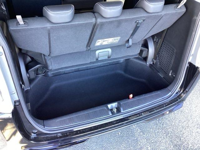 ステップワゴンスパーダ Ｚクールスピリット　純正メモリーナビ　リア席モニター　バックカメ　キーフリー　ナビＴＶ　横滑防止　記録簿付き　ＤＶＤ視聴可能　フルオートエアコン　パワーウインドウ　Ａクルーズ　三列シート　運転席エアバック　パワステ（67枚目）