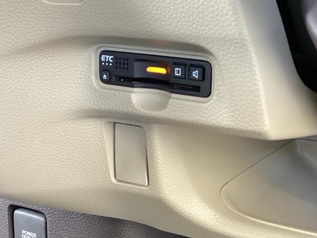 N-BOX Gホンダセンシング 純正メモリーナビ リアカメラ ETC 盗難防止システム ナビTV スマキー LED DVD再生機能 横滑り防止 記録簿 USB パワーウィンドウ AAC 地デジTV ベンチシート クルコン 両スラ(44枚目)