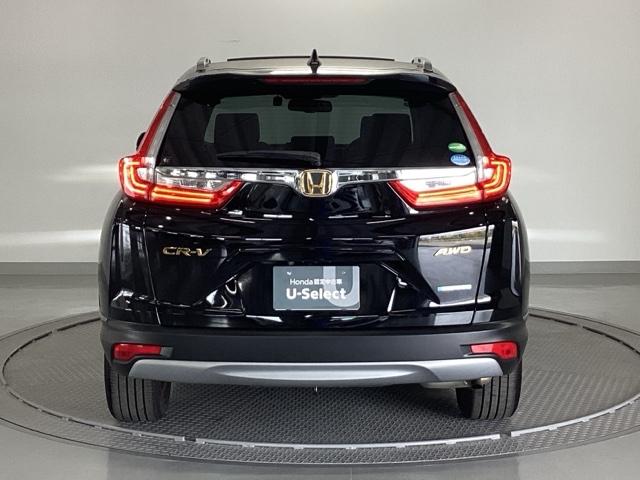 CR-Vハイブリッド e:HEVEX・マスターピース 純正メモリーナビ 本革Pシート Sルーフ 電動バックドア 衝突軽減ブレーキ クルコン Bカメラ LEDヘッドライト DVD ドライブレコーダー 本革シート 4WD 前席シートヒーター スマートキー(10枚目)