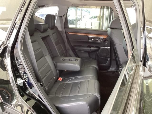 CR-Vハイブリッド e:HEVEX・マスターピース 純正メモリーナビ 本革Pシート Sルーフ 電動バックドア 衝突軽減ブレーキ クルコン Bカメラ LEDヘッドライト DVD ドライブレコーダー 本革シート 4WD 前席シートヒーター スマートキー(18枚目)