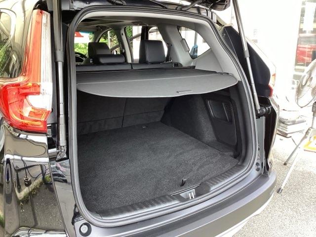 CR-Vハイブリッド e:HEVEX・マスターピース 純正メモリーナビ 本革Pシート Sルーフ 電動バックドア 衝突軽減ブレーキ クルコン Bカメラ LEDヘッドライト DVD ドライブレコーダー 本革シート 4WD 前席シートヒーター スマートキー(19枚目)