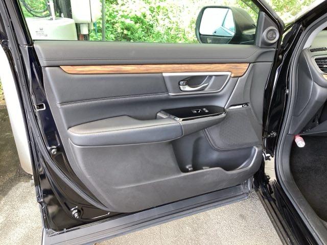 CR-Vハイブリッド e:HEVEX・マスターピース 純正メモリーナビ 本革Pシート Sルーフ 電動バックドア 衝突軽減ブレーキ クルコン Bカメラ LEDヘッドライト DVD ドライブレコーダー 本革シート 4WD 前席シートヒーター スマートキー(38枚目)