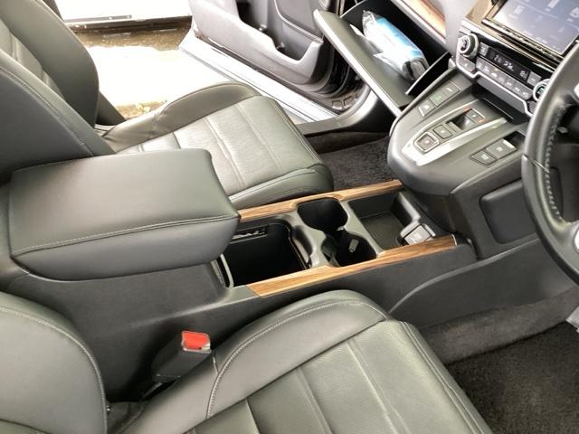 CR-Vハイブリッド e:HEVEX・マスターピース 純正メモリーナビ 本革Pシート Sルーフ 電動バックドア 衝突軽減ブレーキ クルコン Bカメラ LEDヘッドライト DVD ドライブレコーダー 本革シート 4WD 前席シートヒーター スマートキー(44枚目)